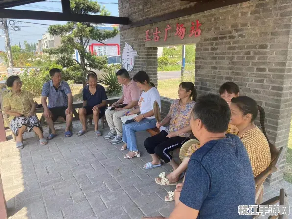 2025年8月枝江百里洲镇冯口村政务服务升级，便民举措落地生根 群众生活焕新颜