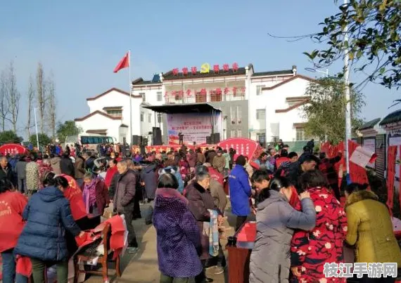 2025年8月枝江百里洲镇冯口村政务服务升级，便民举措落地生根 群众生活焕新颜