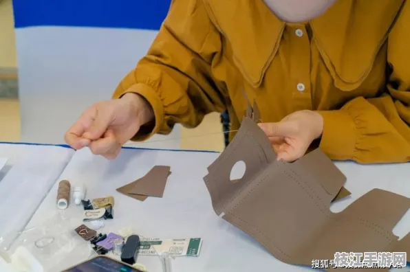 ✅专业版 纸艺创作解决方案｜材料粘接技术分步教程｜手工工具使用保养指南认证｜cc4f8d24b8